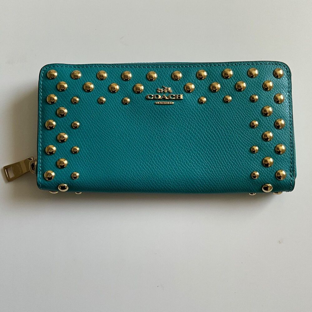 Coach Studded Accordion Zip Wallet Cadet Blue Crossgrain Leather Gold Hardware - Picture 12 of 12